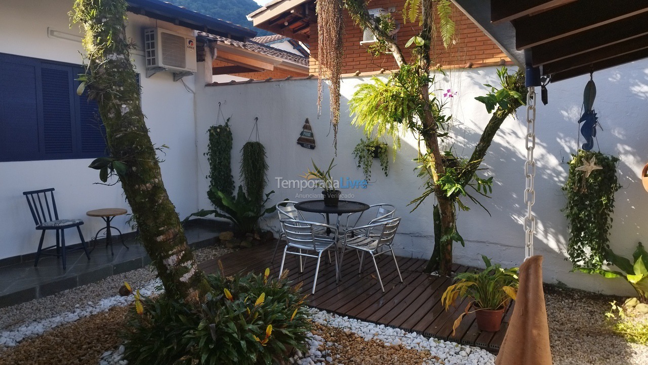 House for vacation rental in Ubatuba (Praia do Lázaro)
