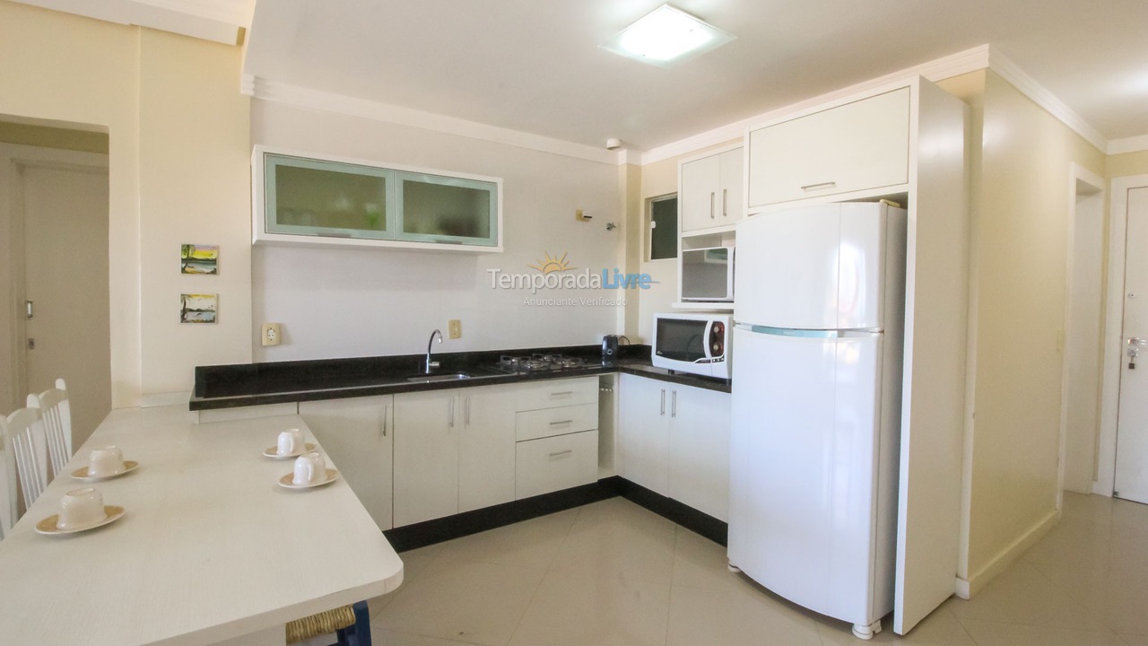 Apartamento para alquiler de vacaciones em Bombinhas (Praia de Quatro Ilhas)