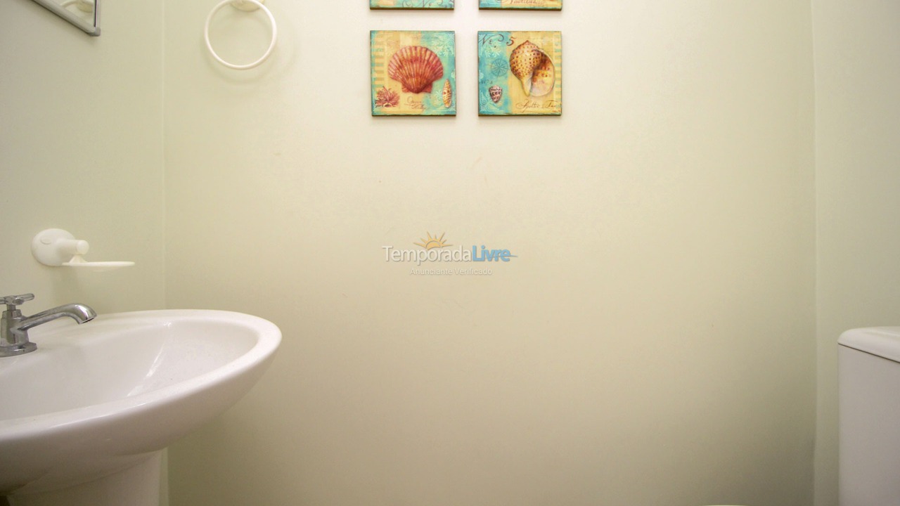 Apartamento para alquiler de vacaciones em Bombinhas (Praia de Quatro Ilhas)