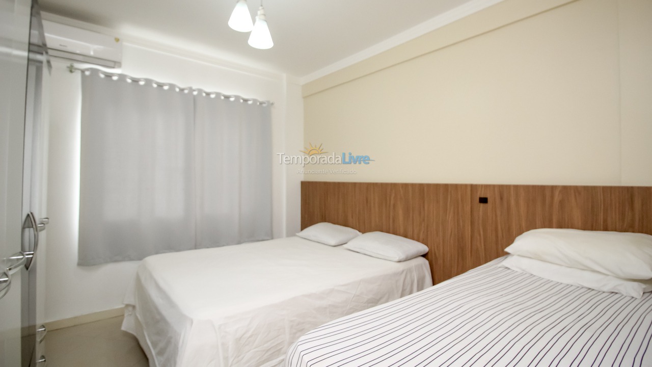 Apartamento para alquiler de vacaciones em Bombinhas (Praia de Quatro Ilhas)