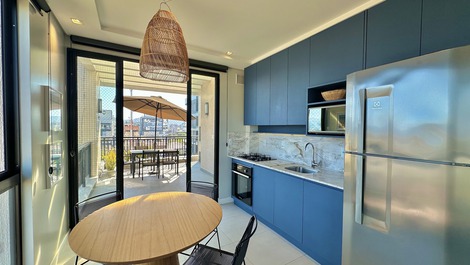 DUPLEX PENTHOUSE ON MARISCAL BEACH