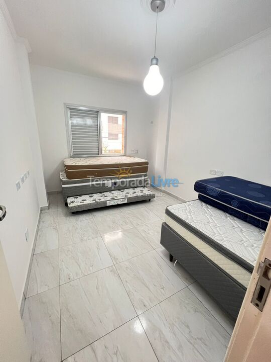 Apartamento para aluguel de temporada em Praia Grande (Canto do Forte)