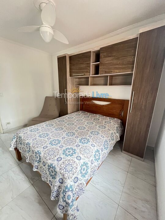 Apartamento para aluguel de temporada em Praia Grande (Canto do Forte)