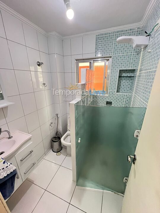 Apartamento para aluguel de temporada em Praia Grande (Canto do Forte)