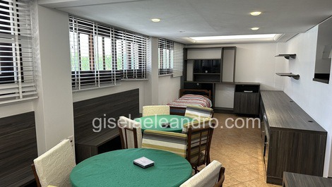 Encantadora casa con 5 suites, a 100 m del mar en Jurere En