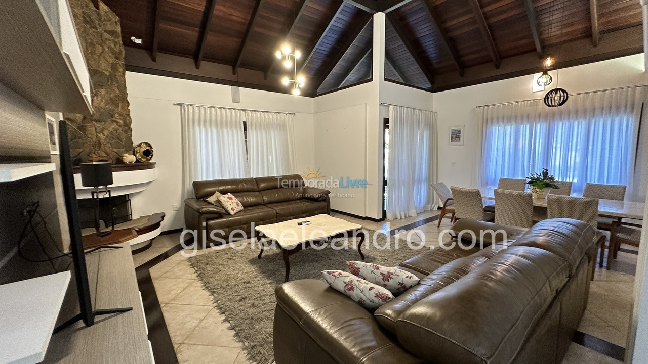Casa para alquiler de vacaciones em Florianopolis (Jurerê Internacional)