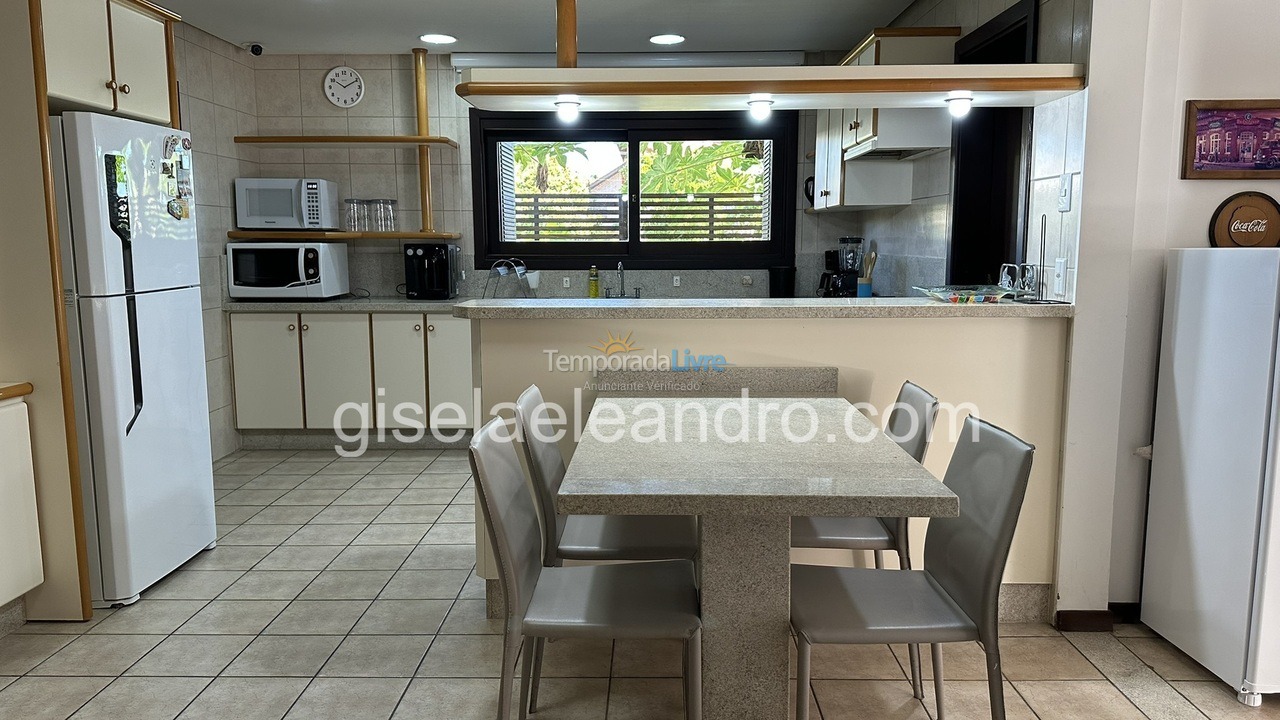 Casa para alquiler de vacaciones em Florianopolis (Jurerê Internacional)