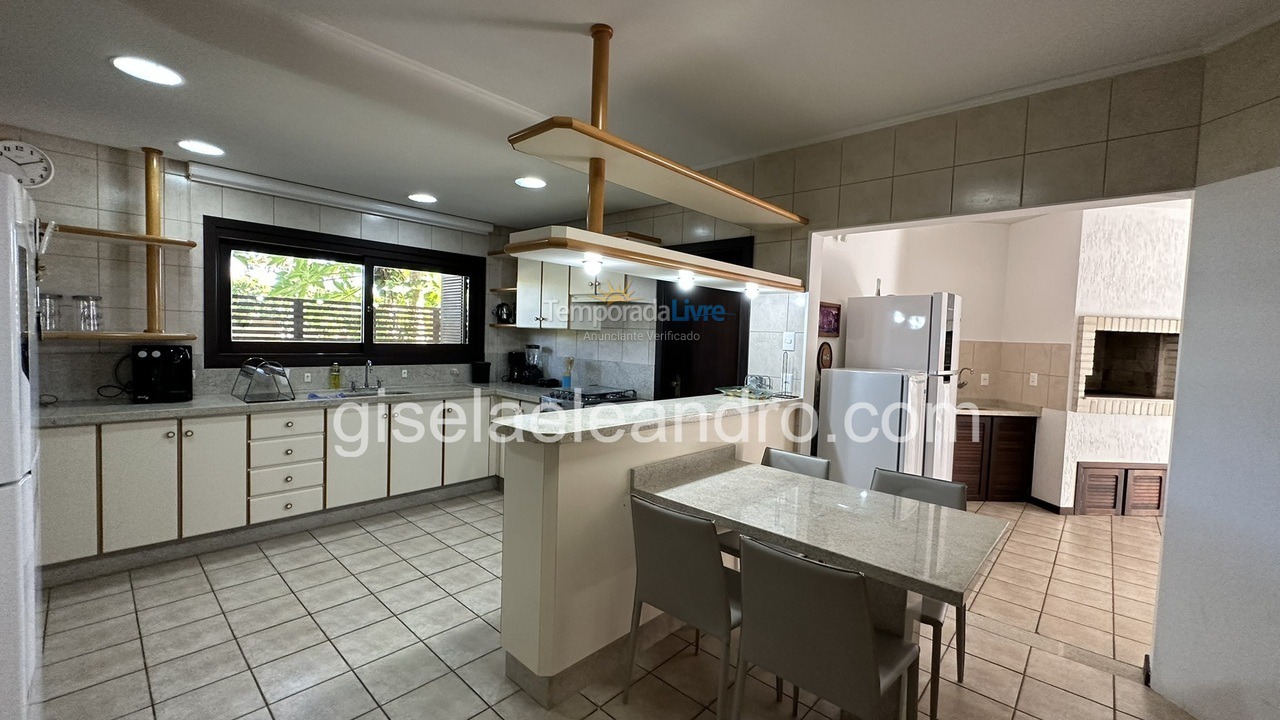 Casa para alquiler de vacaciones em Florianopolis (Jurerê Internacional)
