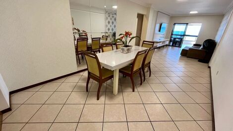 Meia Praia Sea Front for 8 people