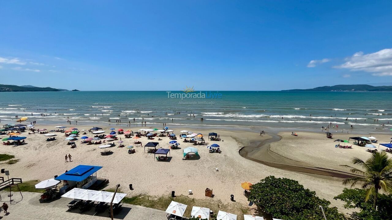 Apartment for vacation rental in Itapema (Meia Praia)