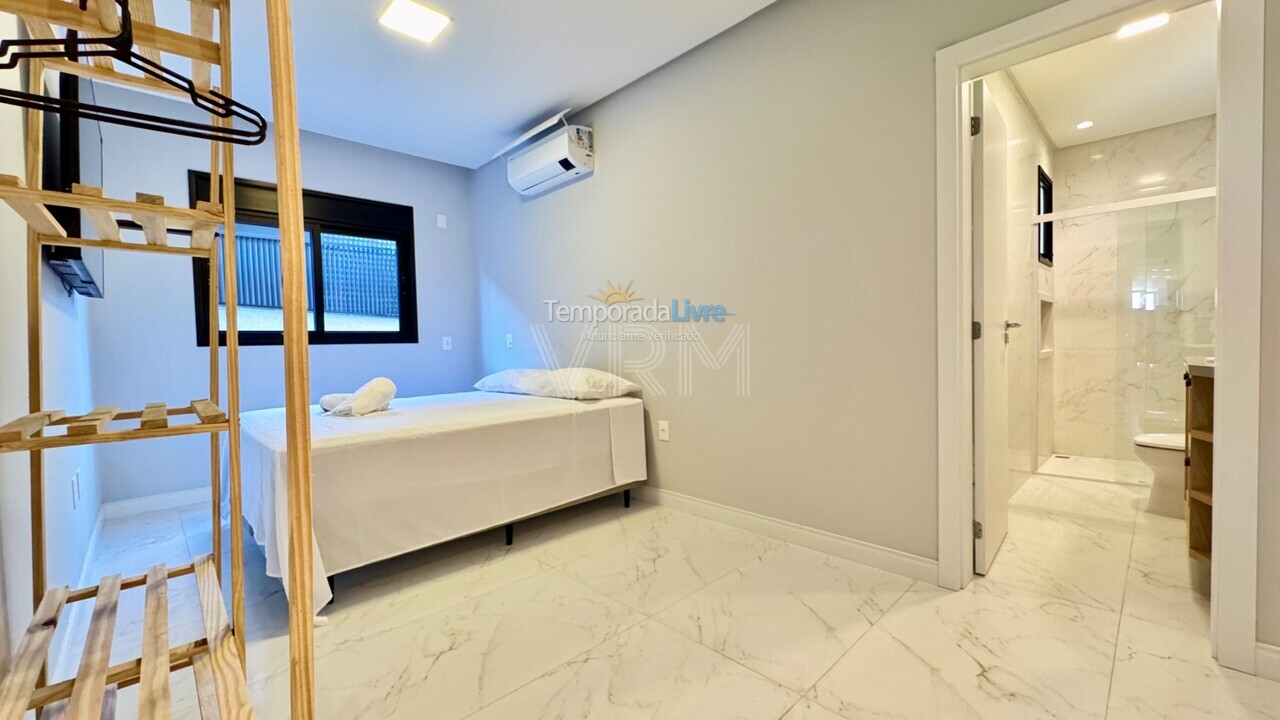 Apartamento para aluguel de temporada em Bombinhas (Mariscal)