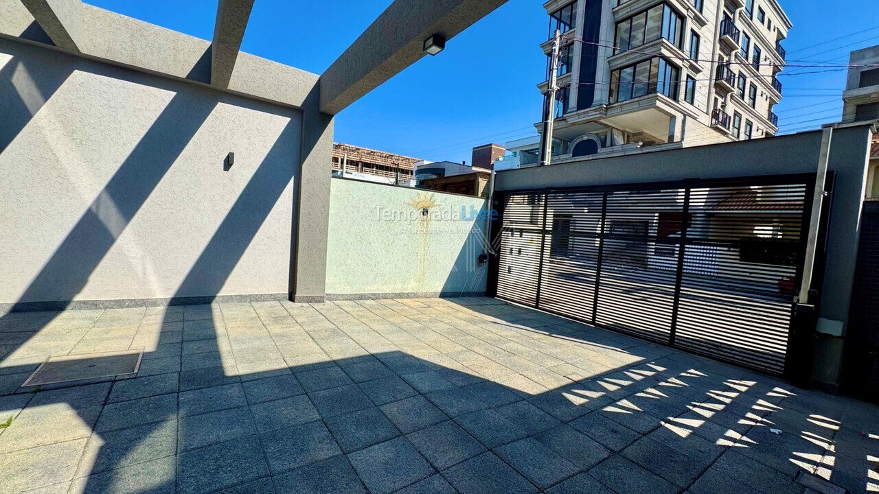 Apartamento para aluguel de temporada em Bombinhas (Mariscal)