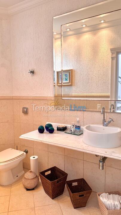 House for vacation rental in São Sebastião (Praia da Baleia)