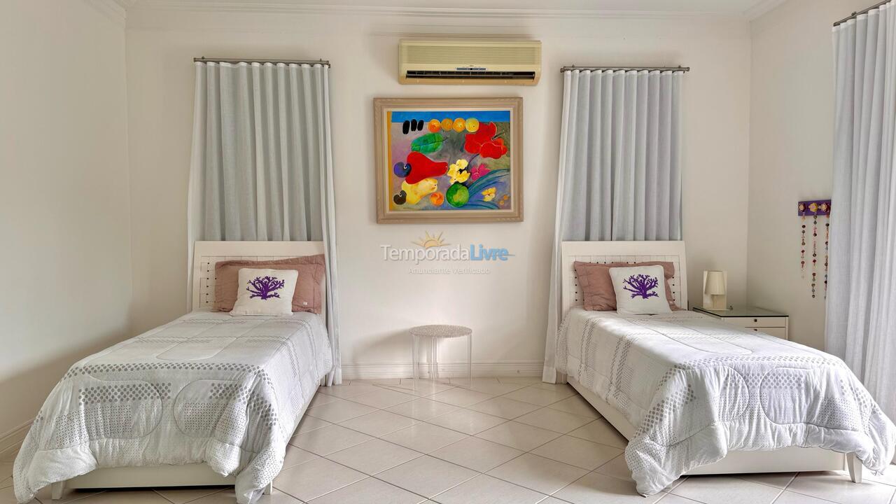 House for vacation rental in São Sebastião (Praia da Baleia)