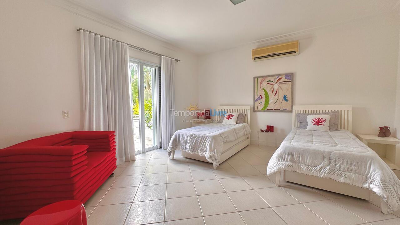 House for vacation rental in São Sebastião (Praia da Baleia)