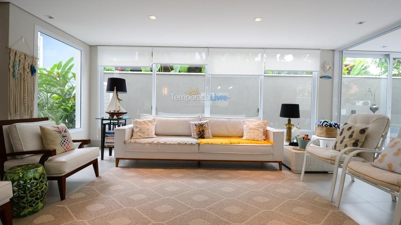 House for vacation rental in São Sebastião (Praia da Baleia)