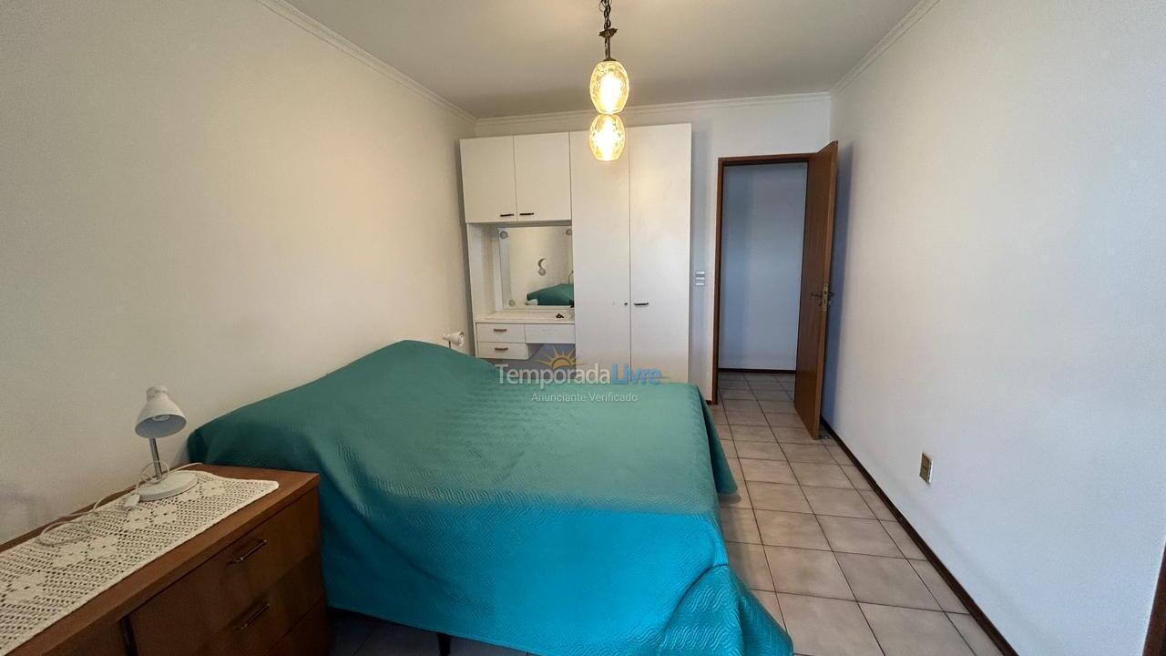 Apartamento para aluguel de temporada em Itapema (Centro)