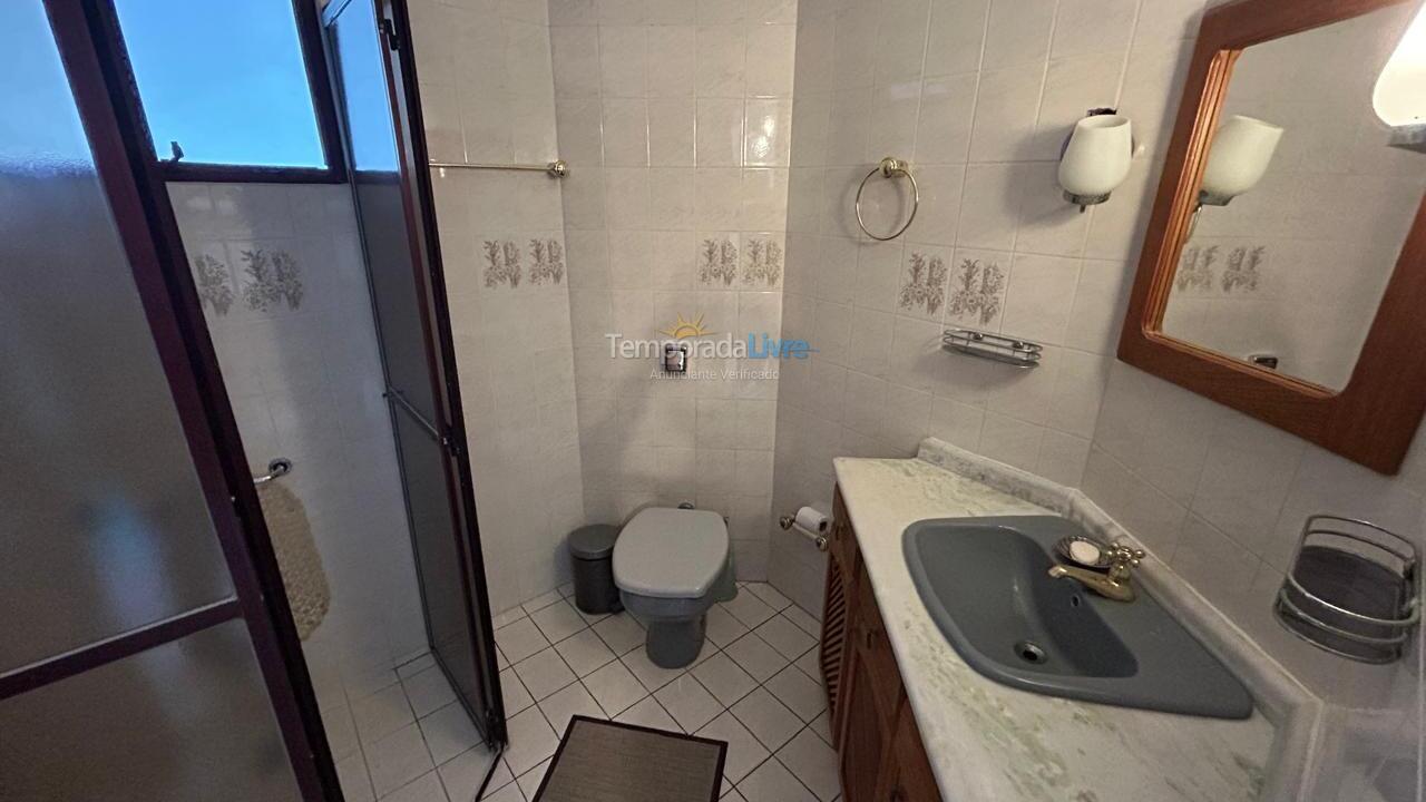 Apartamento para aluguel de temporada em Itapema (Centro)