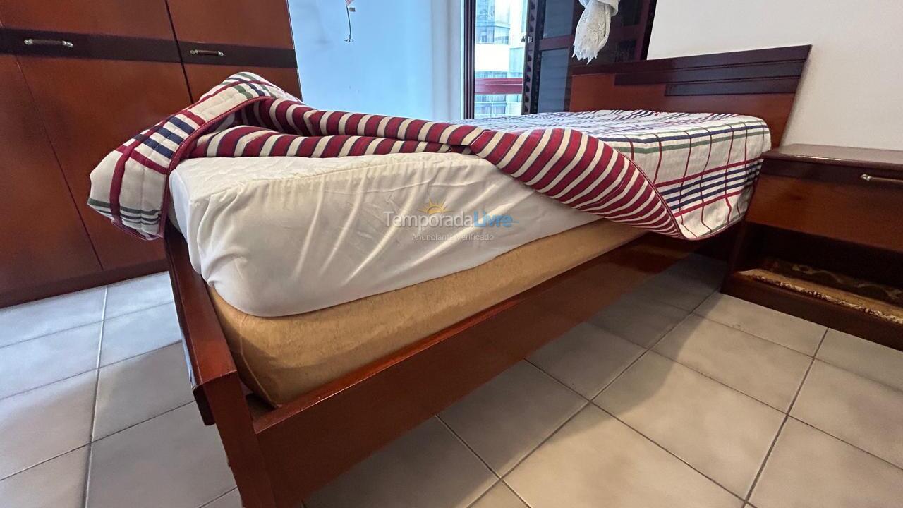 Apartamento para aluguel de temporada em Itapema (Centro)