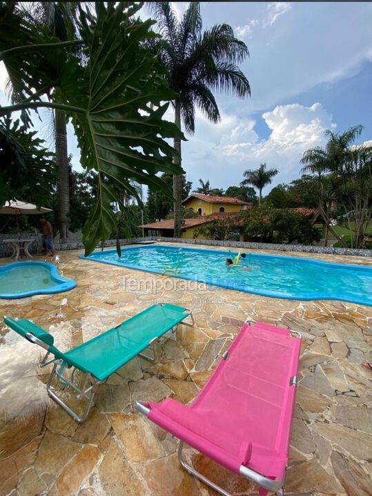 Chácara / sítio para aluguel de temporada em Suzano (Suzano)