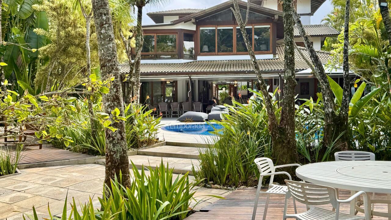 Casa para alquiler de vacaciones em São Sebastião (Praia da Baleia)