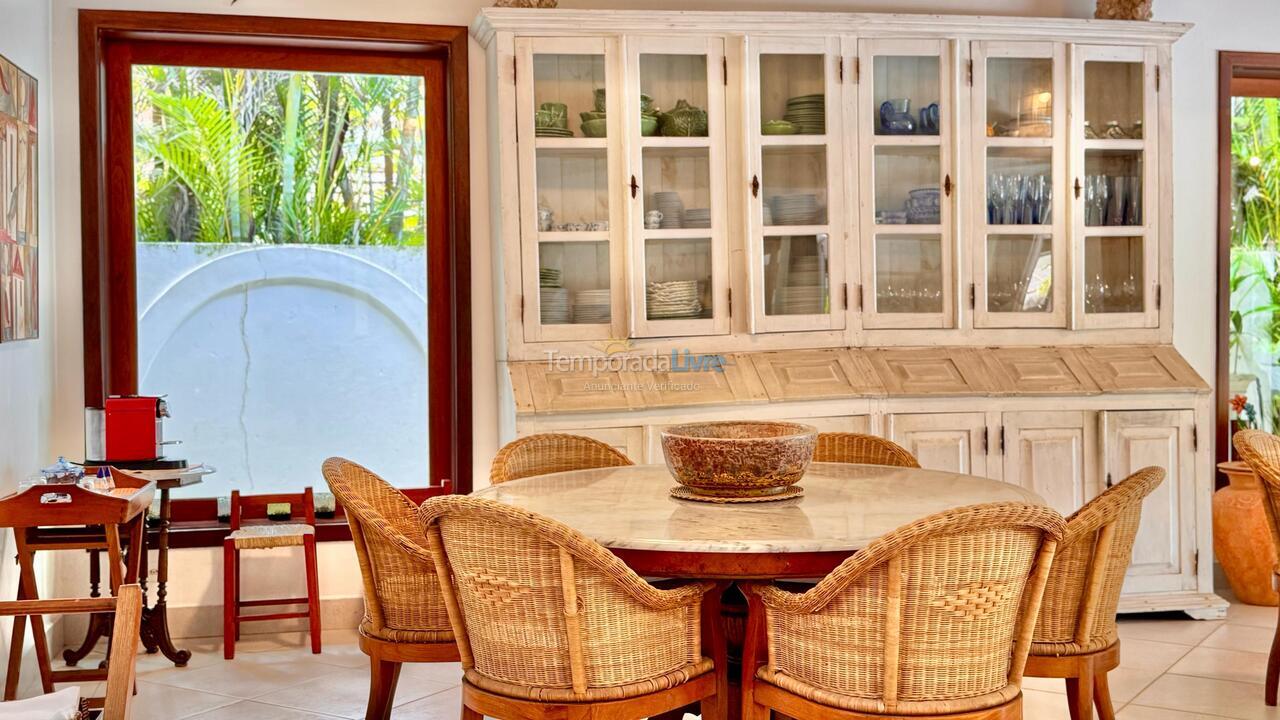 Casa para alquiler de vacaciones em São Sebastião (Praia da Baleia)