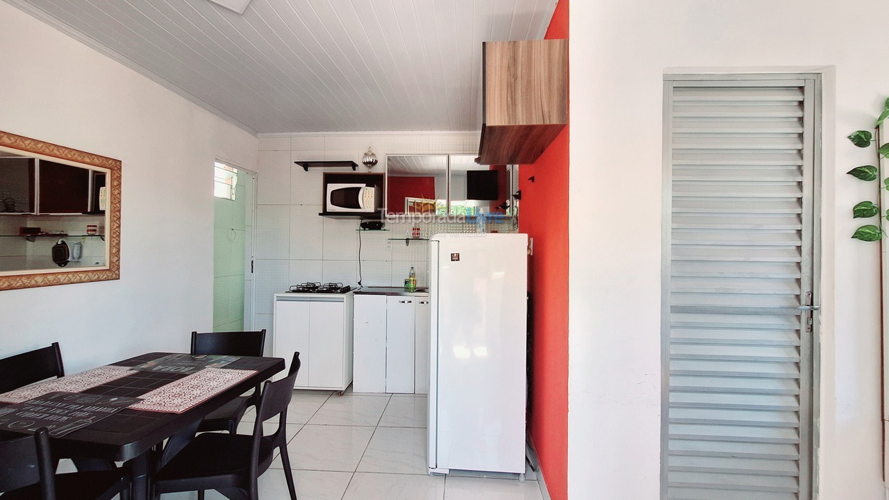 Casa para aluguel de temporada em Salvador (Stella Maris)