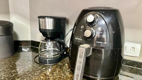 Air-fryer e cafeteira