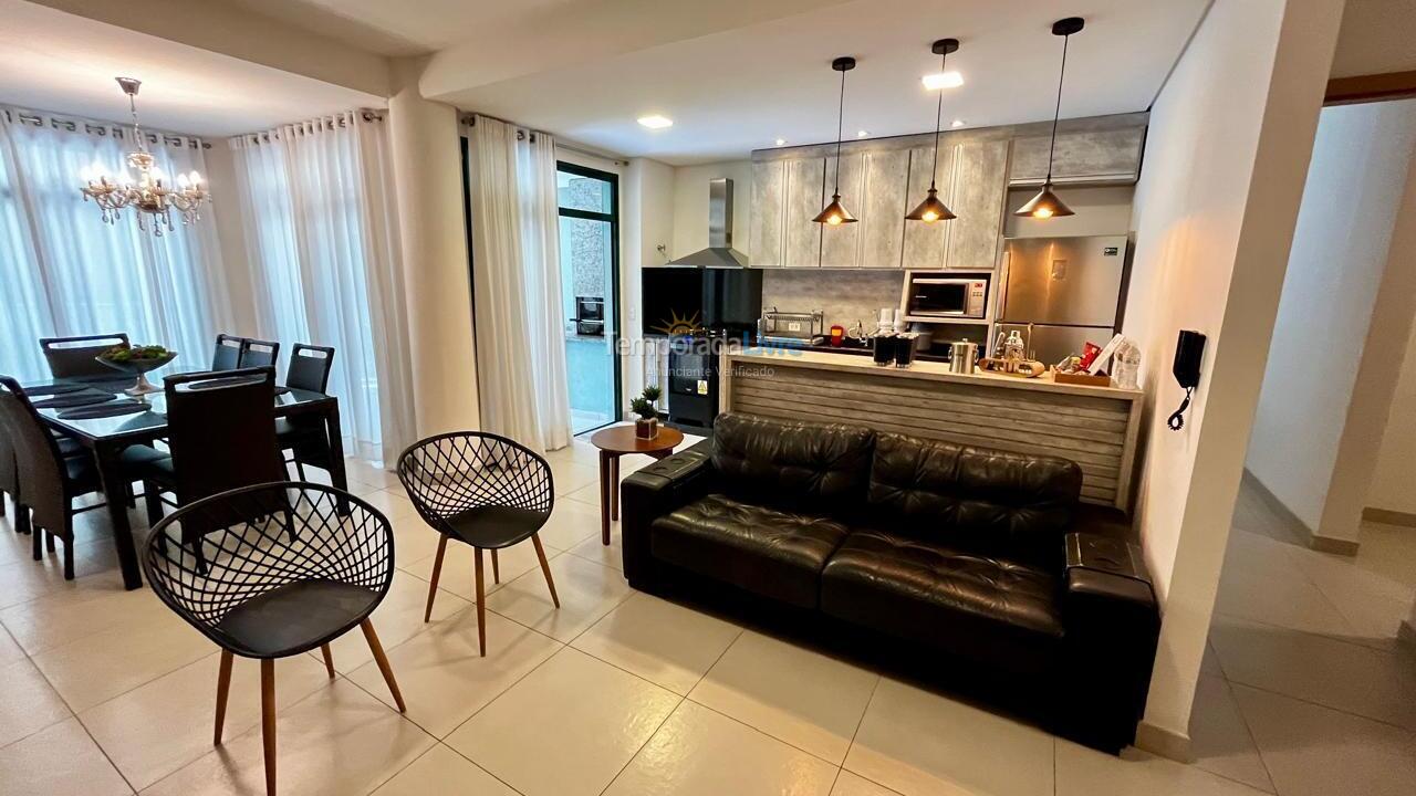 Apartamento para alquiler de vacaciones em Ubatuba (Praia Grande)