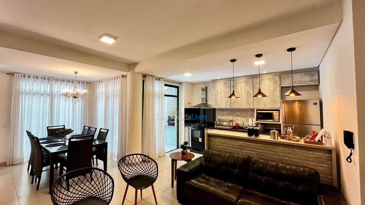 Apartamento para alquiler de vacaciones em Ubatuba (Praia Grande)