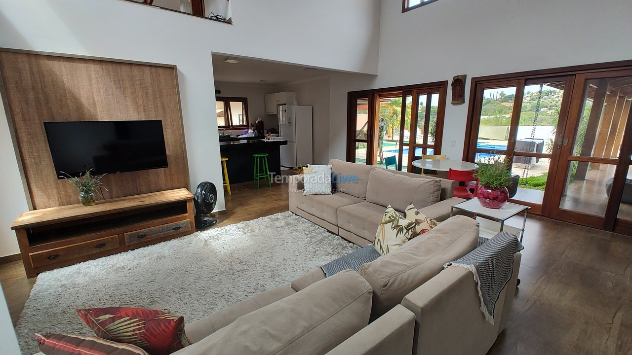 Ranch for vacation rental in Mairinque (Condomínio Porta do Sol)