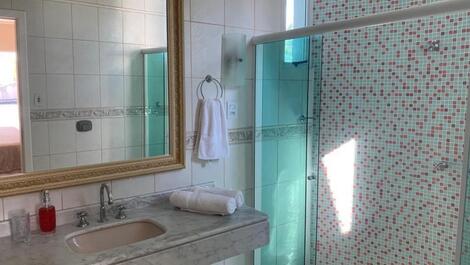 House with 5 suites in the heart of Jurerê