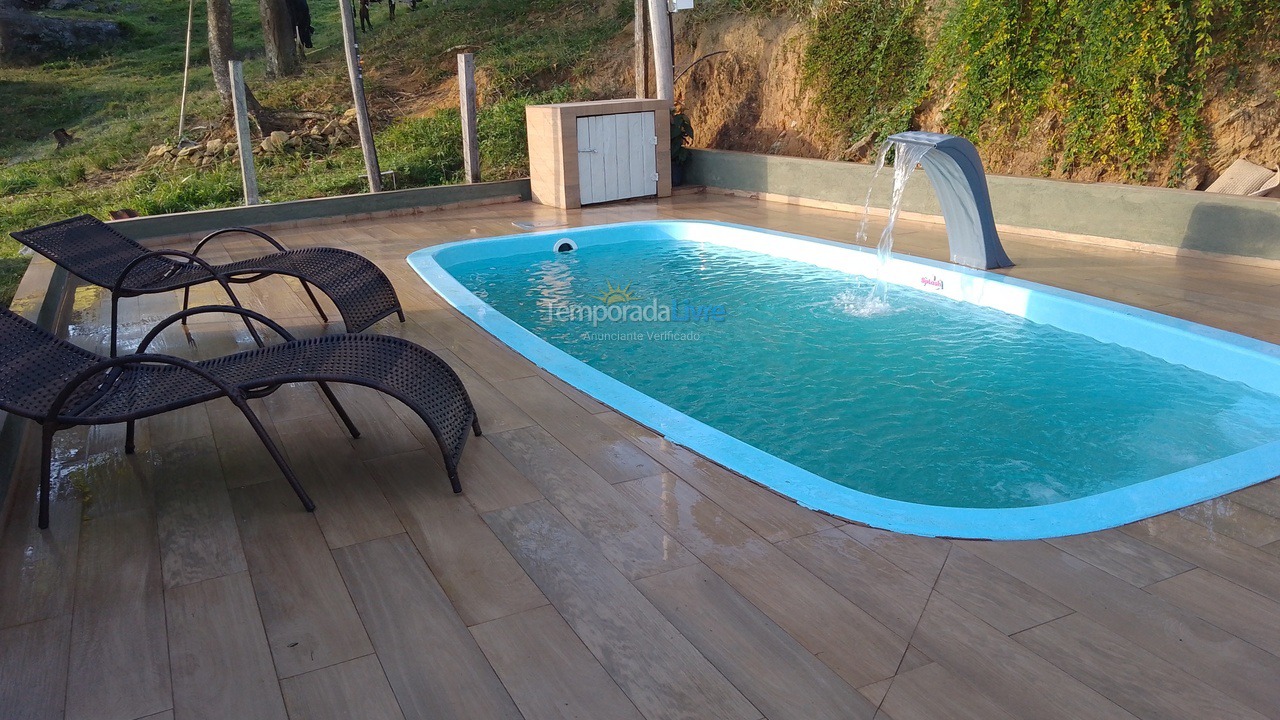 Chácara / sítio para aluguel de temporada em Munhoz (Bom Jardim)