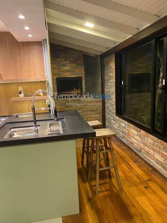 House for vacation rental in Imbituba (Praia do Rosa)