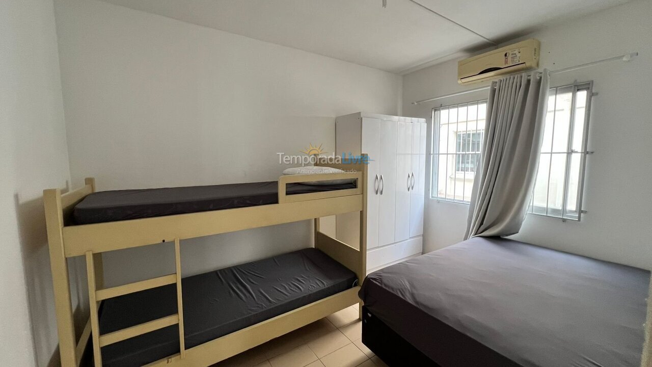 Apartamento para aluguel de temporada em Bombinhas (Praia de Bombinhas)