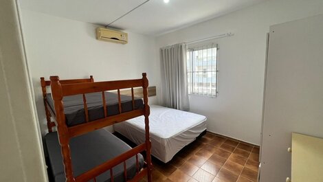 Apto para até 8 Pessoas no Centro de Bombinhas