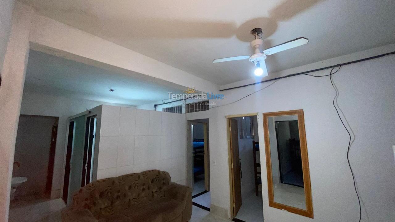 Casa para aluguel de temporada em Guarapari (Praia do Morro)