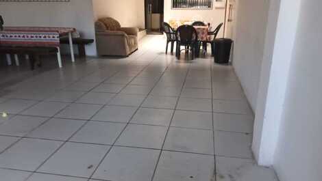 Casa ipanema p/ 50 pessoas Temporada em Guarapari