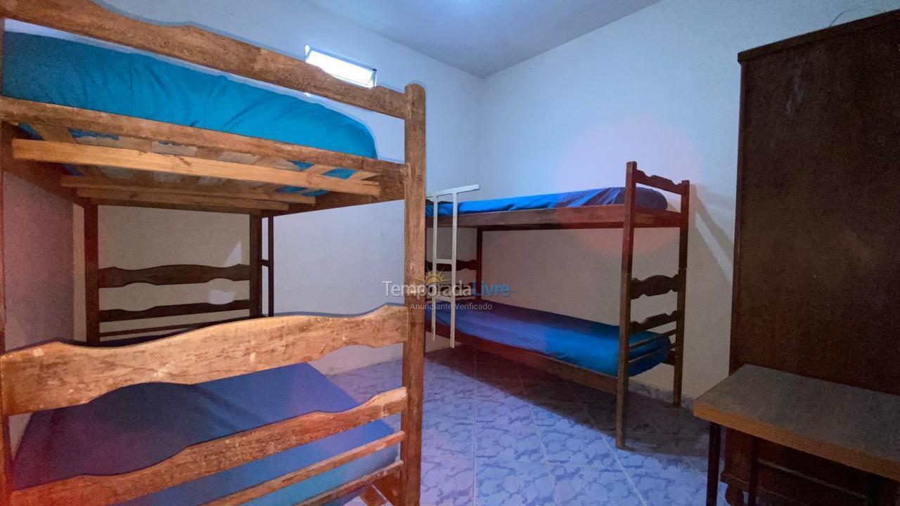 Casa para aluguel de temporada em Guarapari (Praia do Morro)