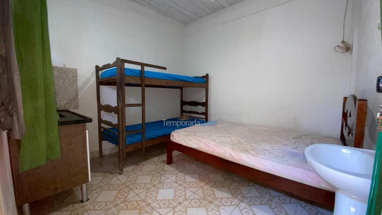 Casa para aluguel de temporada em Guarapari (Praia do Morro)