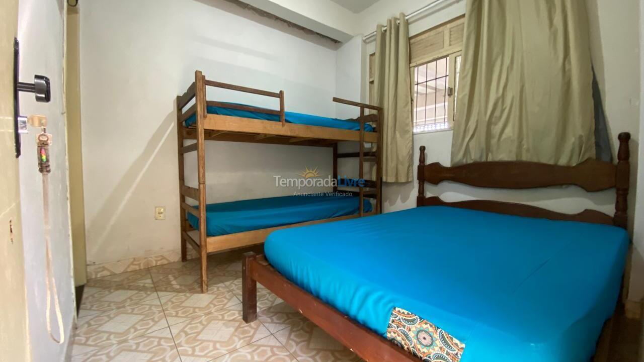 Casa para aluguel de temporada em Guarapari (Praia do Morro)