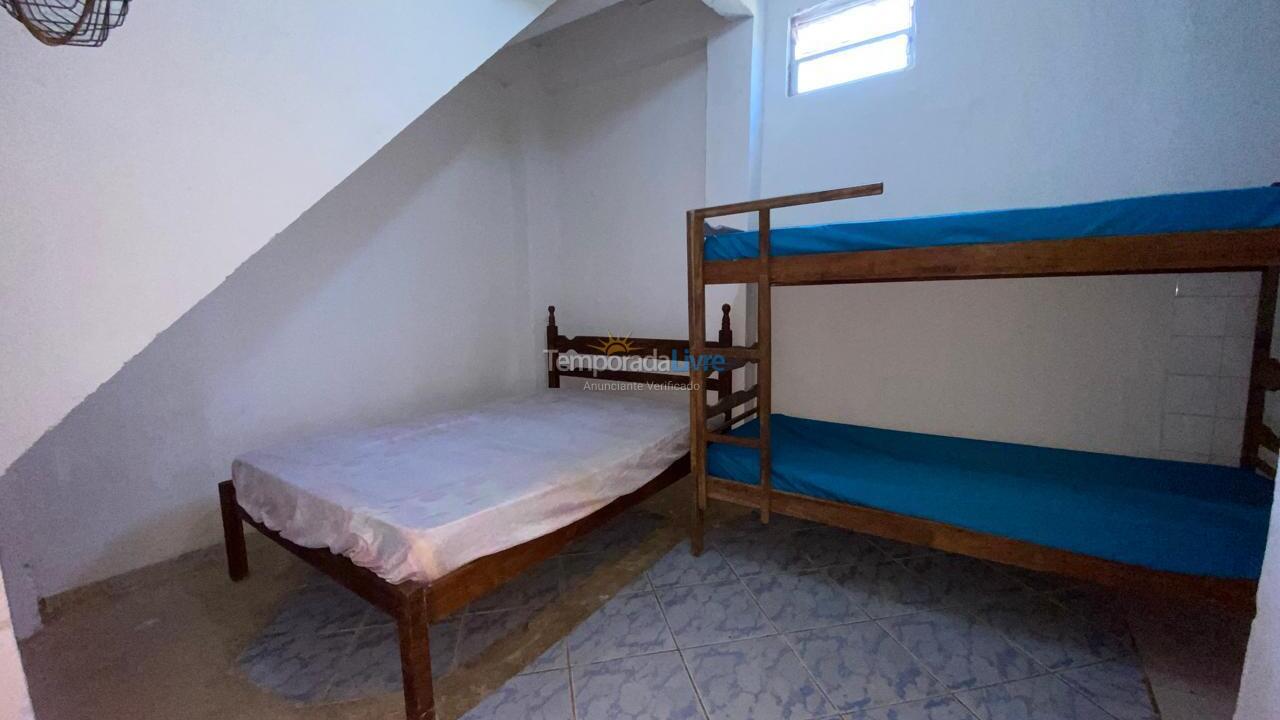 Casa para aluguel de temporada em Guarapari (Praia do Morro)