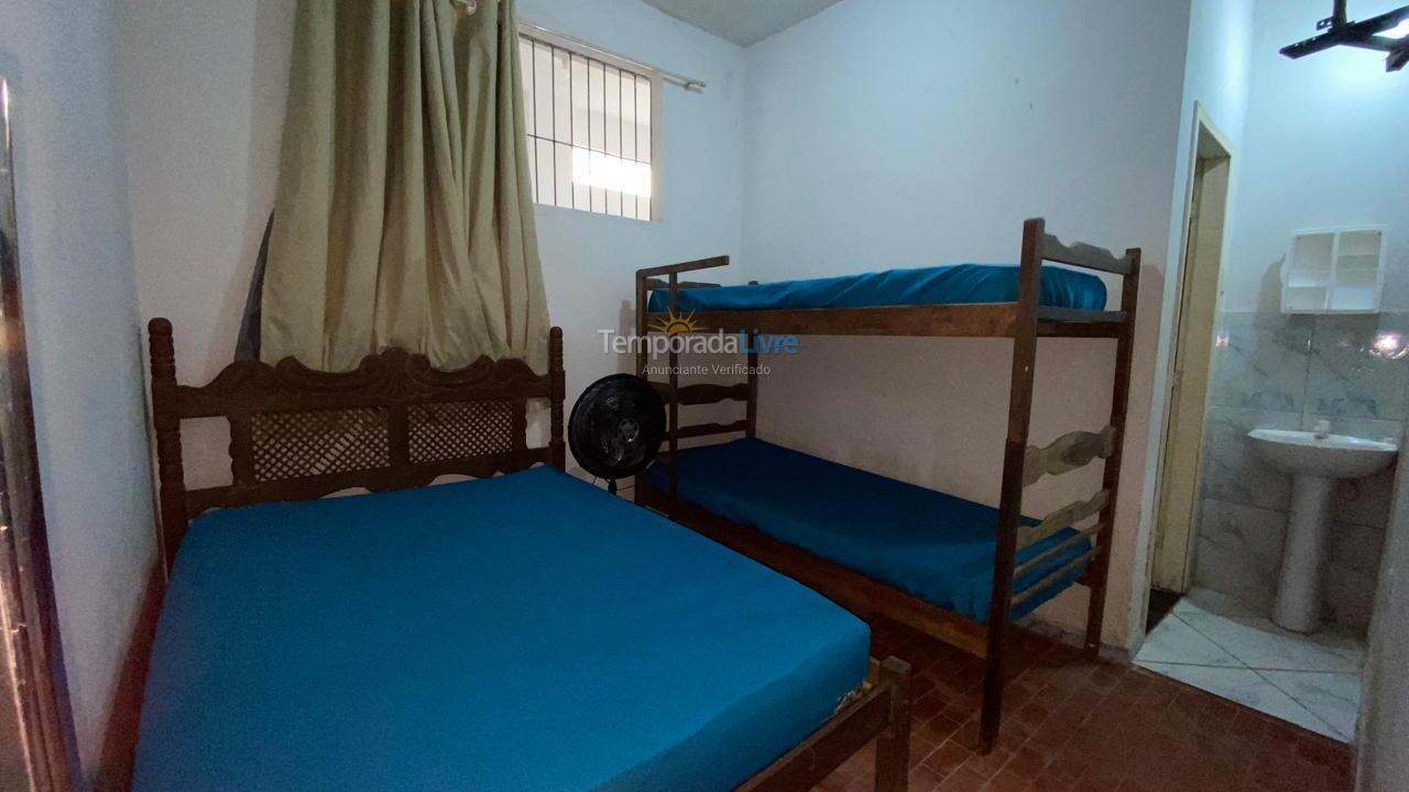 Casa para aluguel de temporada em Guarapari (Praia do Morro)