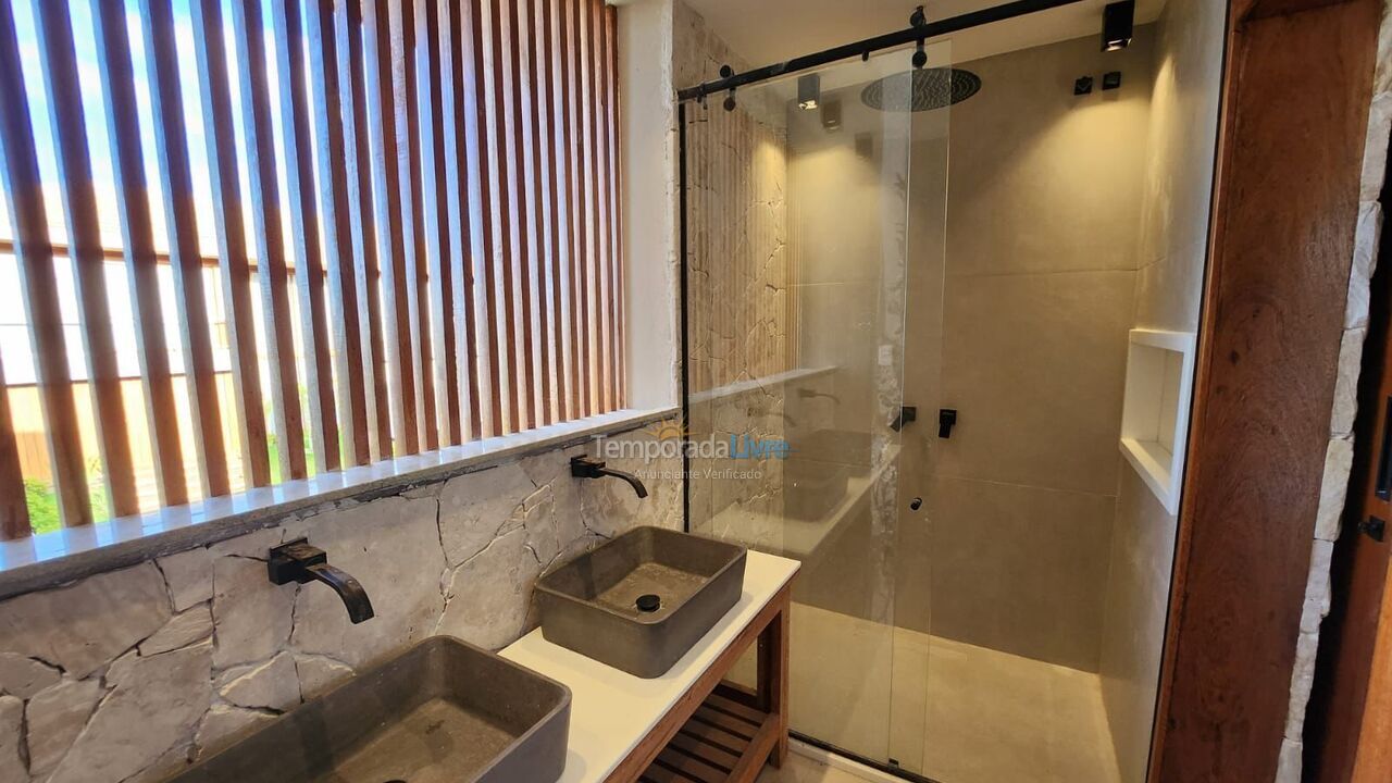 Casa para aluguel de temporada em Mata de São João (Praia do Forte)