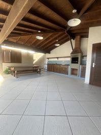 100mts Praia Grande Casa Alto Padrão