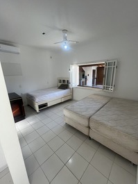 100mts Praia Grande Casa Alto Padrão