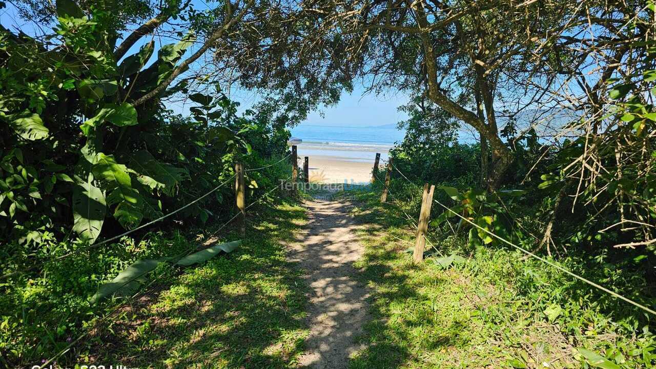 Casa para alquiler de vacaciones em Ubatuba (Lagoinha)