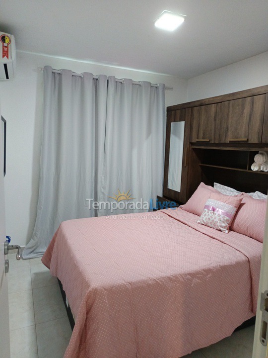 Apartamento para aluguel de temporada em Rio das Ostras (Costa Azul)