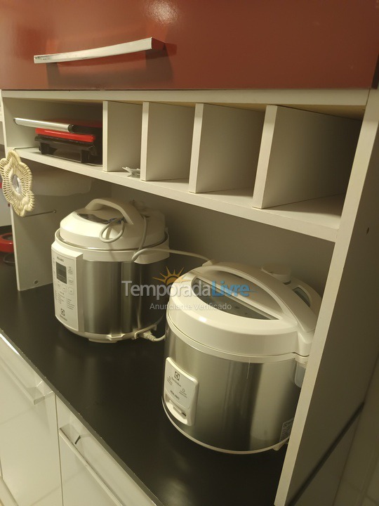 Apartamento para aluguel de temporada em Rio das Ostras (Costa Azul)