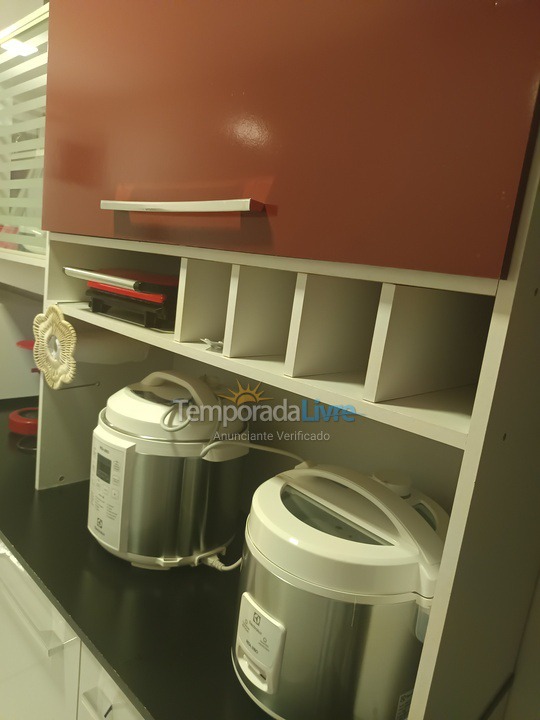 Apartamento para aluguel de temporada em Rio das Ostras (Costa Azul)